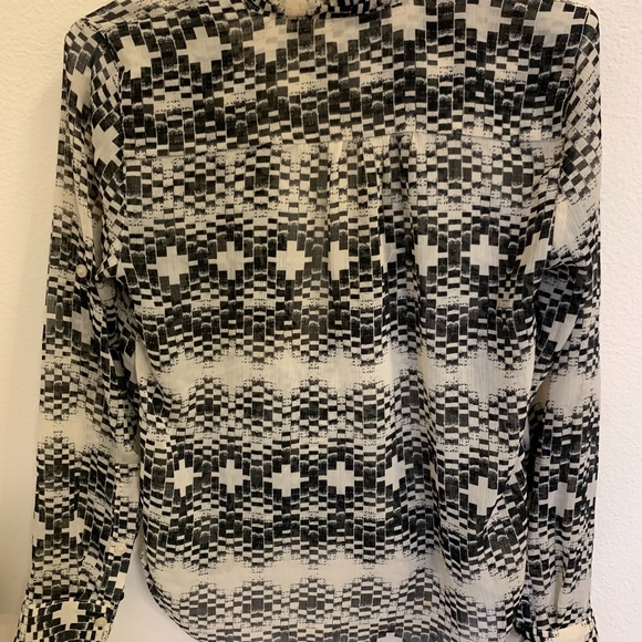 New York & Company Top - Picture 2 of 3